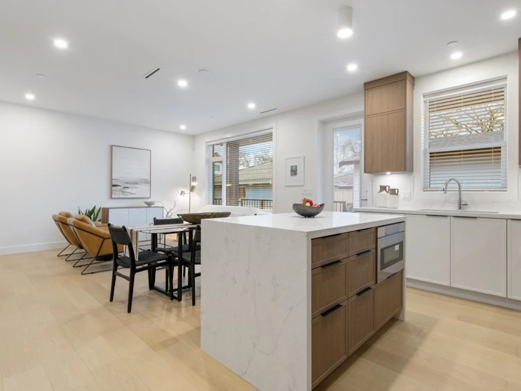 2207 E 7th Avenue, Vancouver, BC, V5N 1S8 - 7