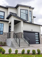 3044 Blue Jay Street
