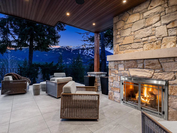 7457 Treetop Lane, Whistler, BC, V8E 0E9 - 26
