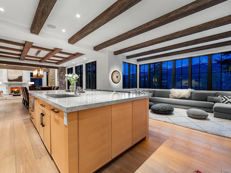 7457 Treetop Lane, Whistler, BC, V8E 0E9 - 24