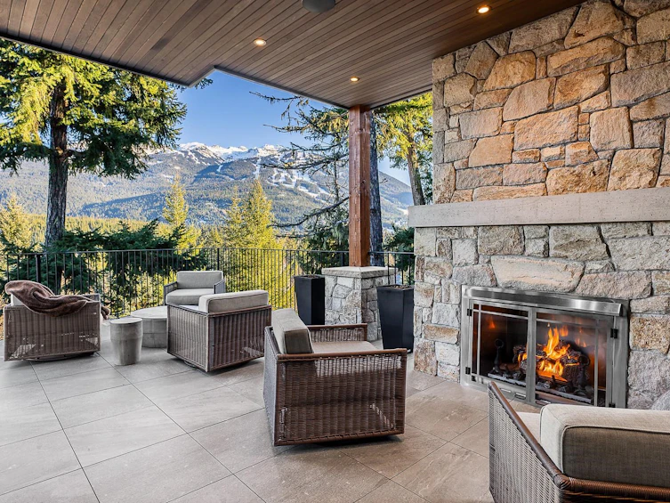 7457 Treetop Lane, Whistler, BC, V8E 0E9 - 15
