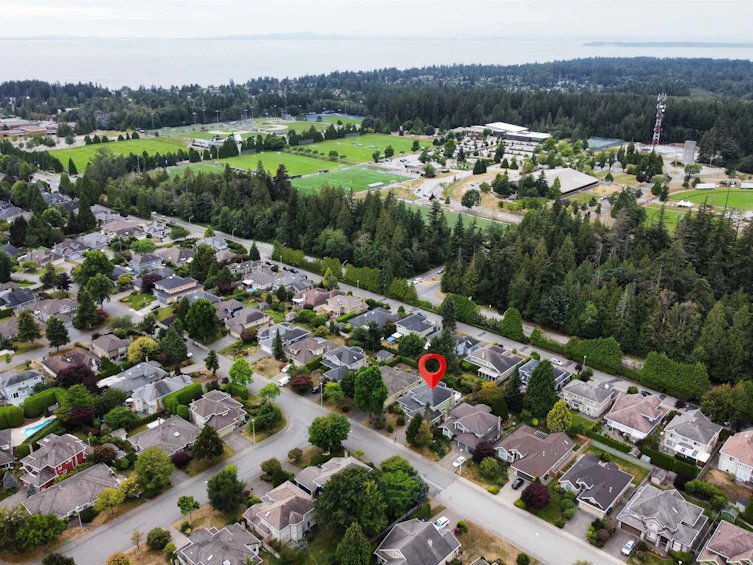2219 148a Street, Surrey, BC, V4A 9J2 - 2