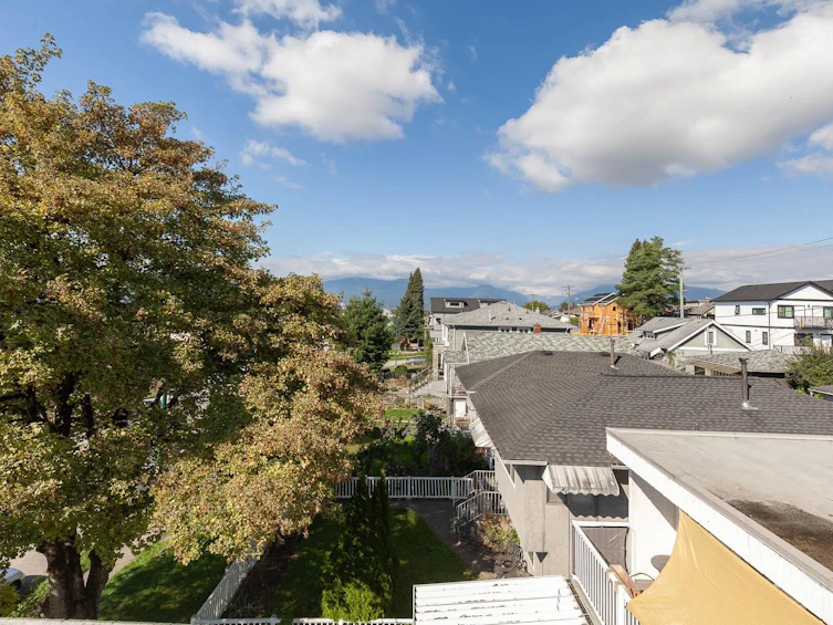 4292 Slocan Street, Vancouver, BC, V5R 1Z4 - 10