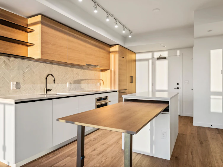 1111-13428 105 Avenue, Surrey, BC, V3T 0S6 - 10