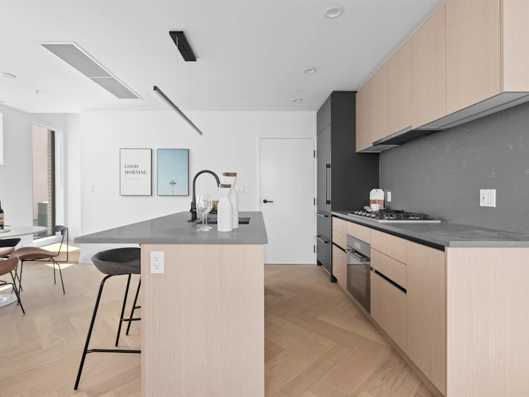 TH5-6768 Oak Street, Vancouver, BC, V6P 0L2 - 5