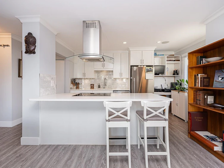 303-2040 Cornwall Avenue, Vancouver, BC, V6J 1E1 - 7