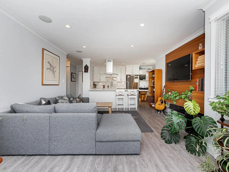 303-2040 Cornwall Avenue, Vancouver, BC, V6J 1E1 - 12
