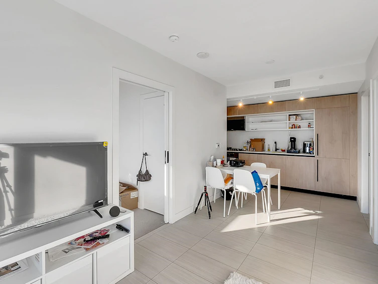 1704-5058 Joyce Street, Vancouver, BC, V5R 0J9 - 2