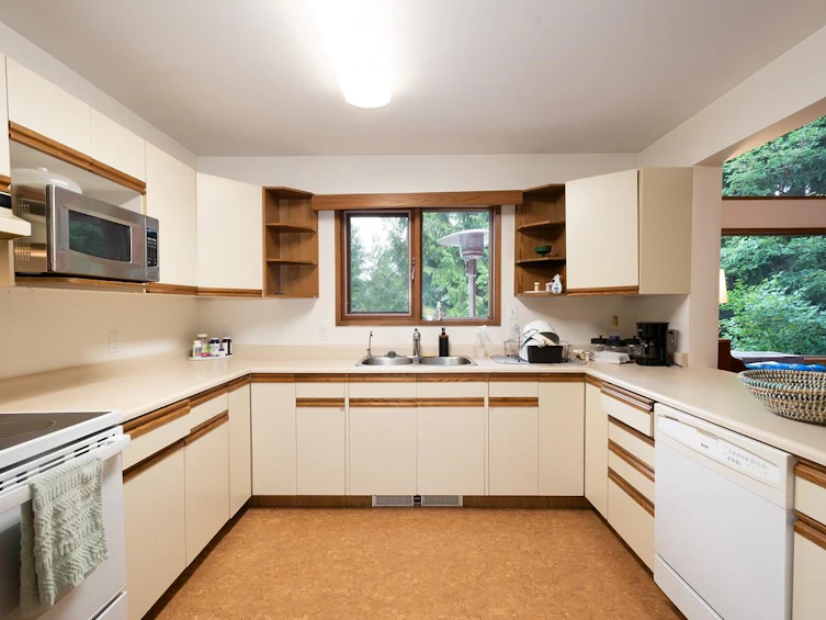 1581 Whitesails Drive, Bowen Island, BC, V0N 1G2 - 10
