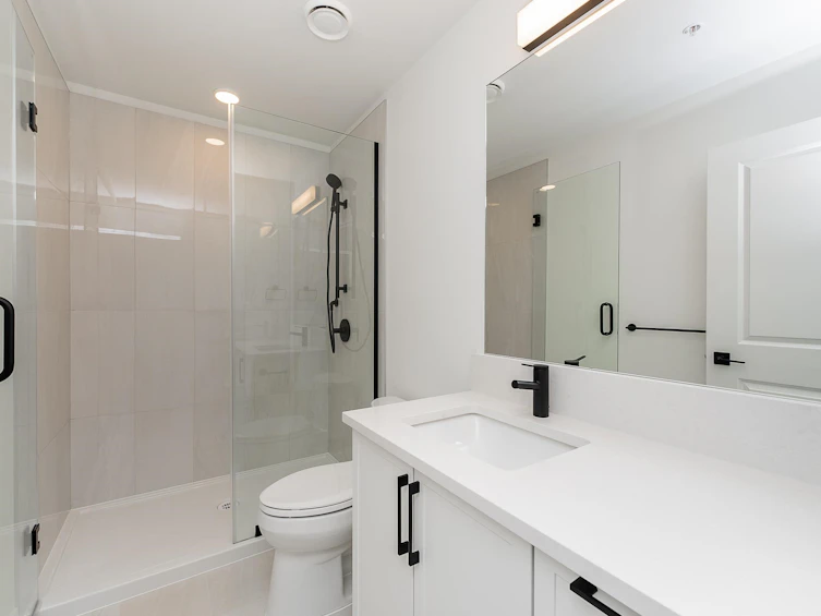 404-3480 146a Street, Surrey, BC, V3W 1E3 - 15