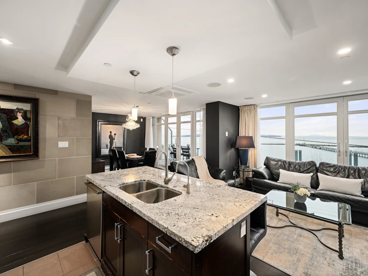 201-15097 Marine Drive, Surrey, BC, V4B 1C5 - 15