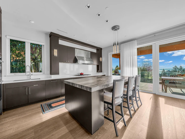 2384 Nelson Avenue, West Vancouver, BC, V7V 2R2 - 15