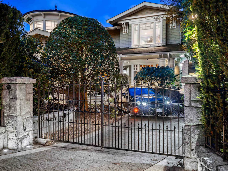 3402 Osler Street, Vancouver, BC, V6H 2W3 - 2