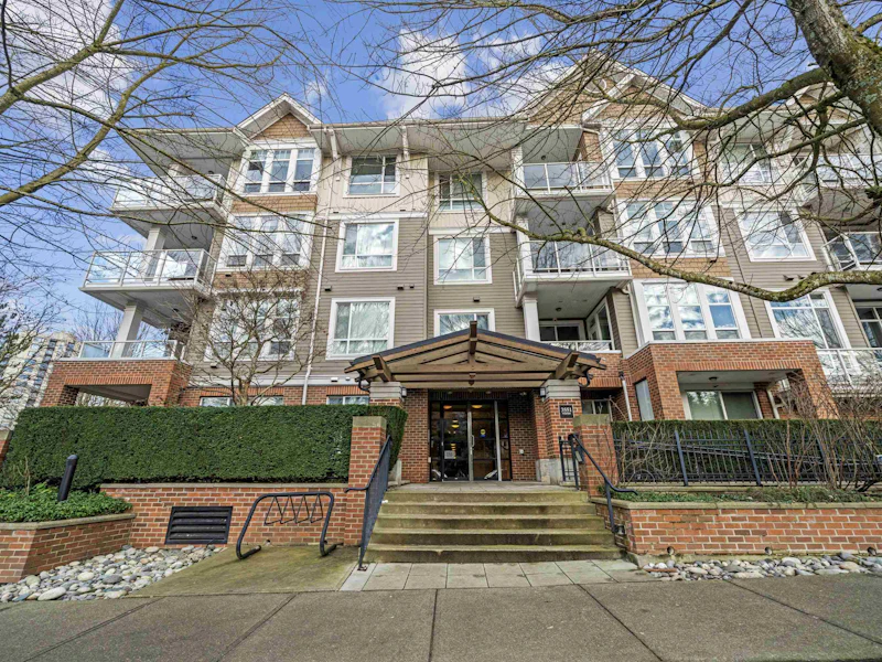 414 - 3551 Foster Avenue, Vancouver BC V5R 0A1