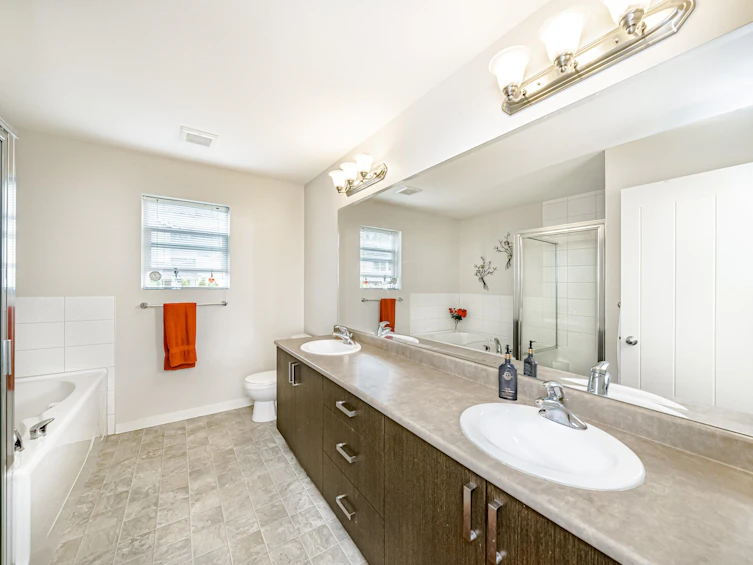 10715 Beecham Place, Maple Ridge, BC, V2W 0E9 - 16