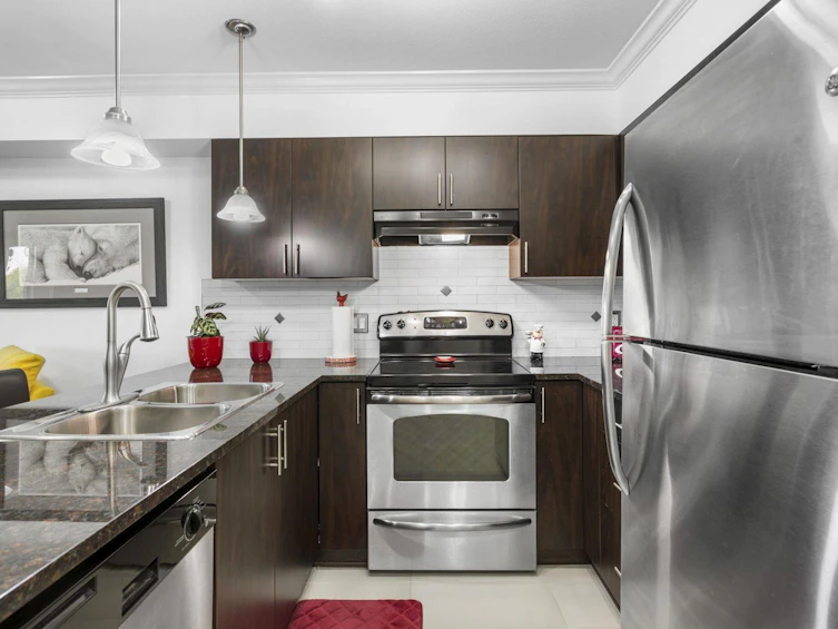 322-17769 57 Avenue, Surrey, BC, V3S 1H1 - 3