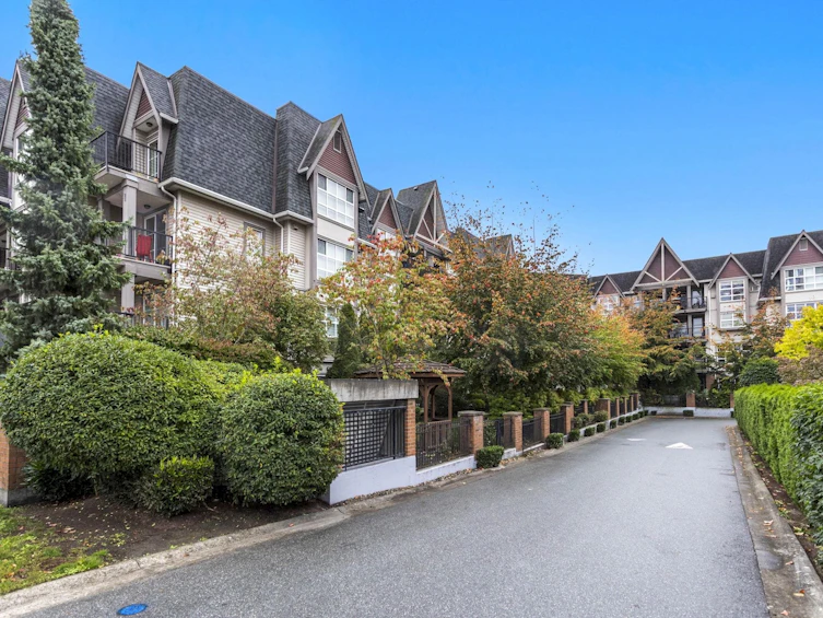 322-17769 57 Avenue, Surrey, BC, V3S 1H1 - 22