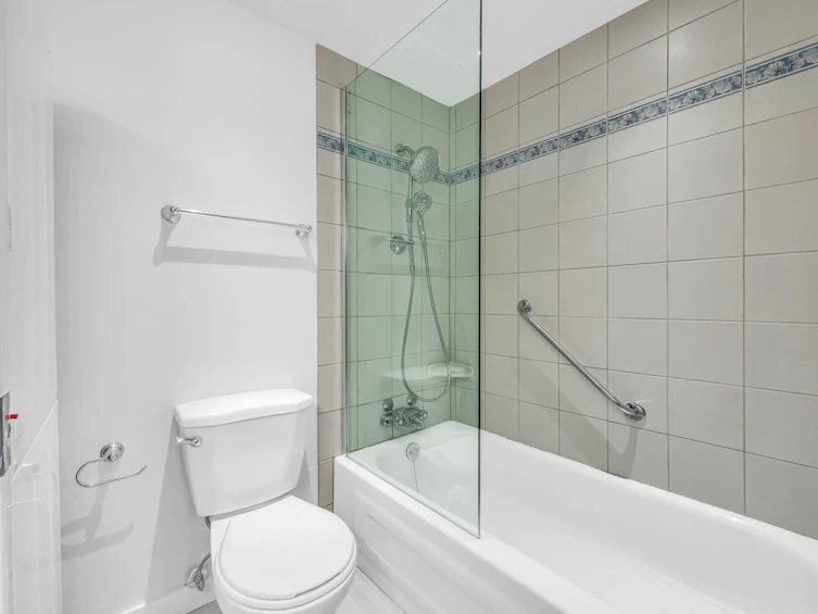 204-1877 W 5th Avenue, Vancouver, BC, V6J 1P5 - 15