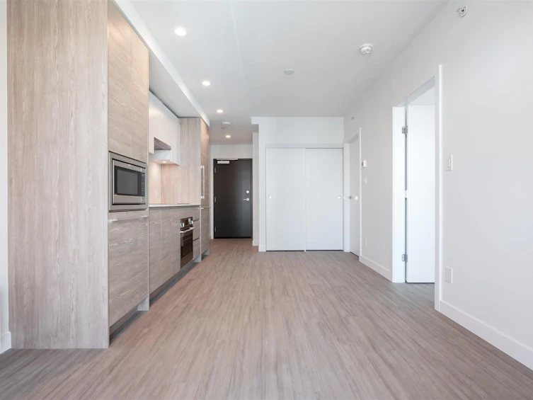407-13655 Fraser Highway, Surrey, BC, V3T 0P8 - 12