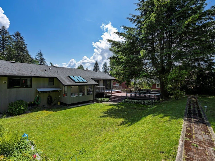 1427 Appin Road, North Vancouver, BC, V7J 2T4 - 36