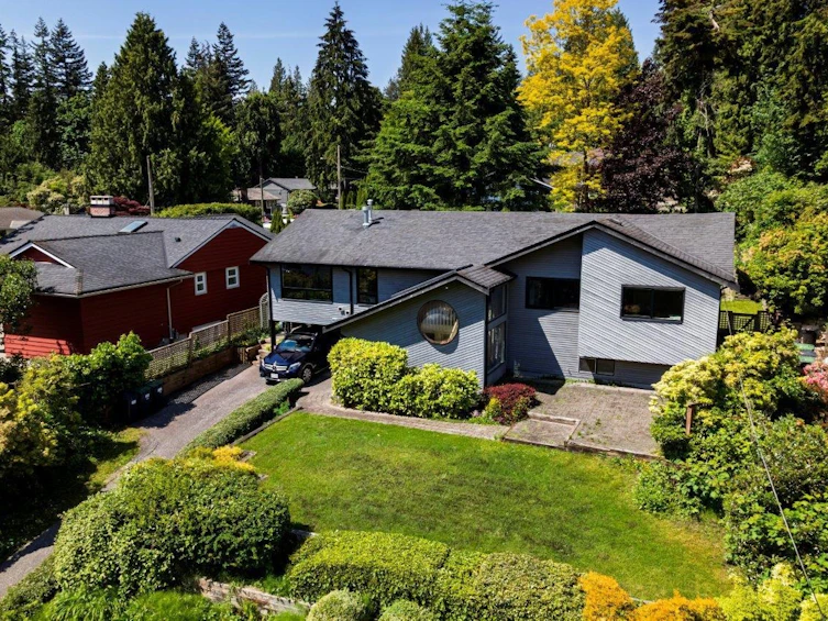 1427 Appin Road, North Vancouver, BC, V7J 2T4
