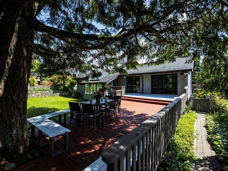 1427 Appin Road, North Vancouver, BC, V7J 2T4 - 14
