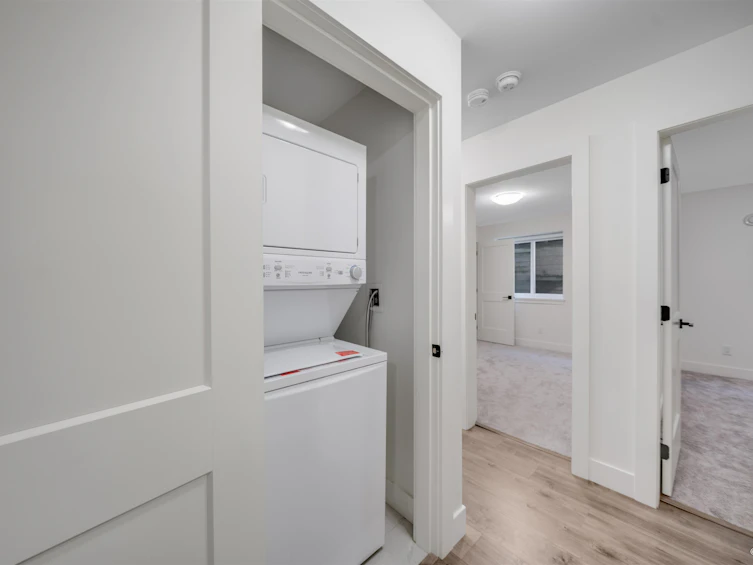 16657 18a Avenue, Surrey, BC, V3Z 1A2 - 36