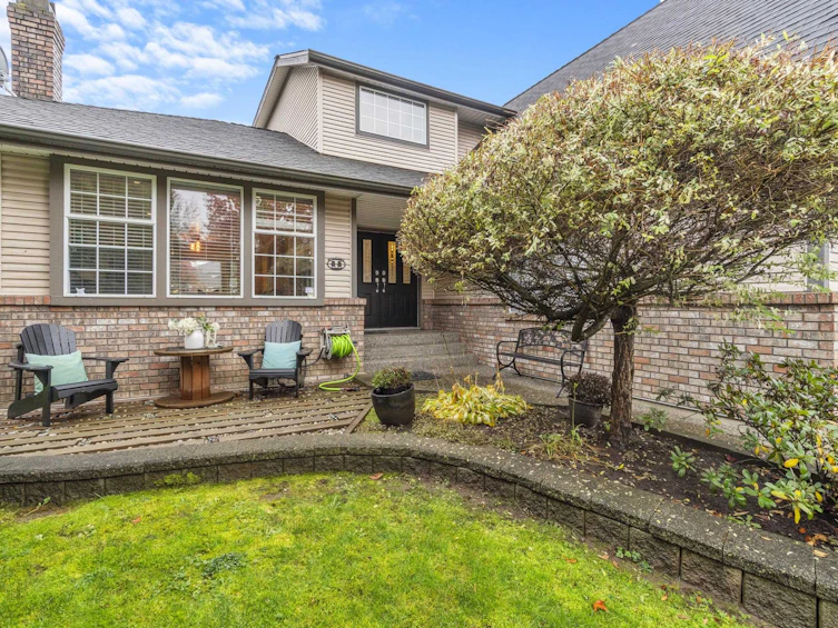18876 63a Avenue, Surrey, BC, V3S 7W3 - 2