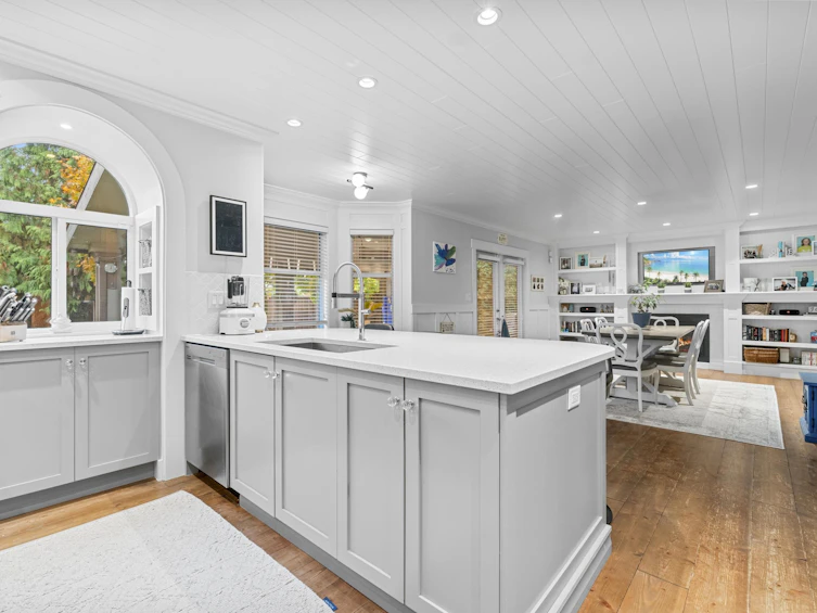 18876 63a Avenue, Surrey, BC, V3S 7W3 - 8