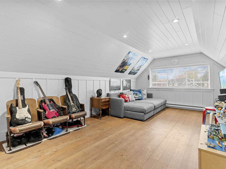 18876 63a Avenue, Surrey, BC, V3S 7W3 - 28