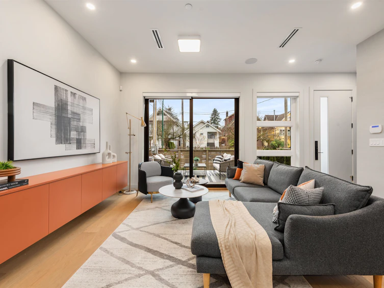 2-1067 E 14th Avenue, Vancouver, BC, V5T 2P1 - 4