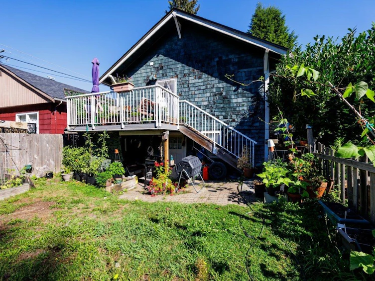 123 E Kings Road, North Vancouver, BC, V7N 1H4 - 27