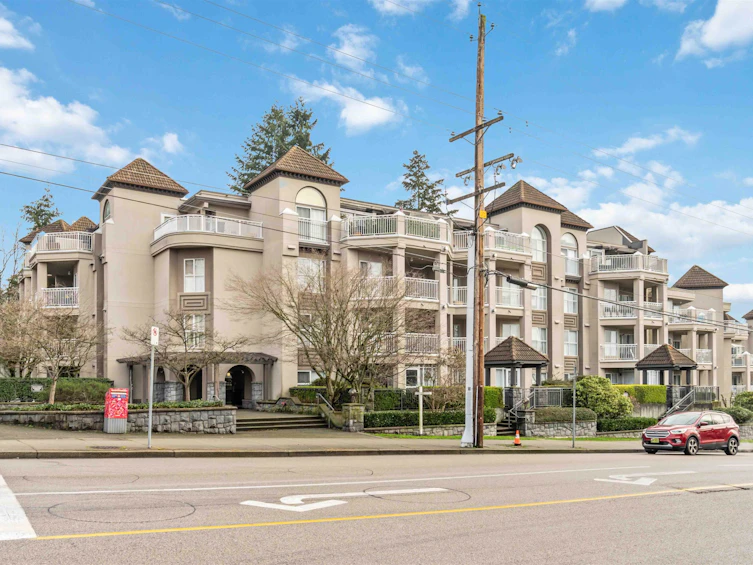 402-1128 Sixth Avenue, New Westminster, BC, V3M 6V8 - 2