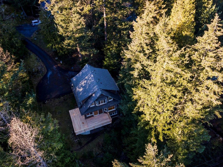 1293 Oceanview Road, Bowen Island, BC, V0N 1G1 - 2