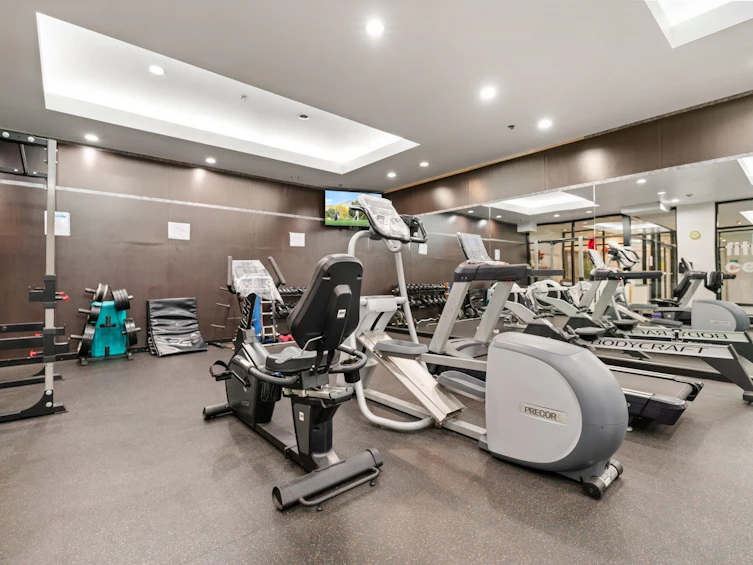 208-10866 City Parkway, Surrey, BC, V3T 2W9 - 16
