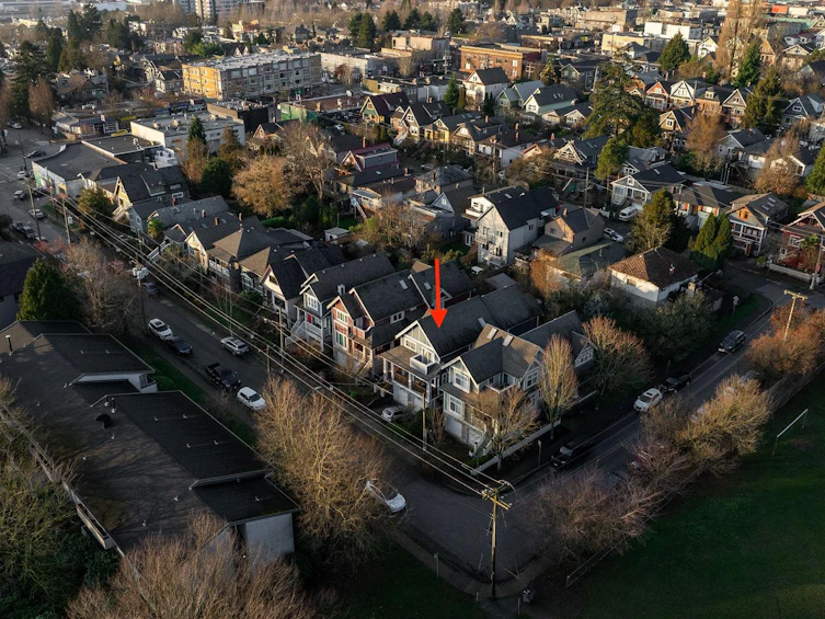 1789 E 5th Avenue, Vancouver, BC, V5N 1L9 - 35