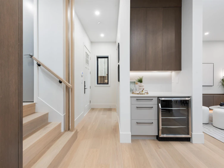 2-1969 E 8 Avenue, Vancouver, BC, V5N 1T9 - 13