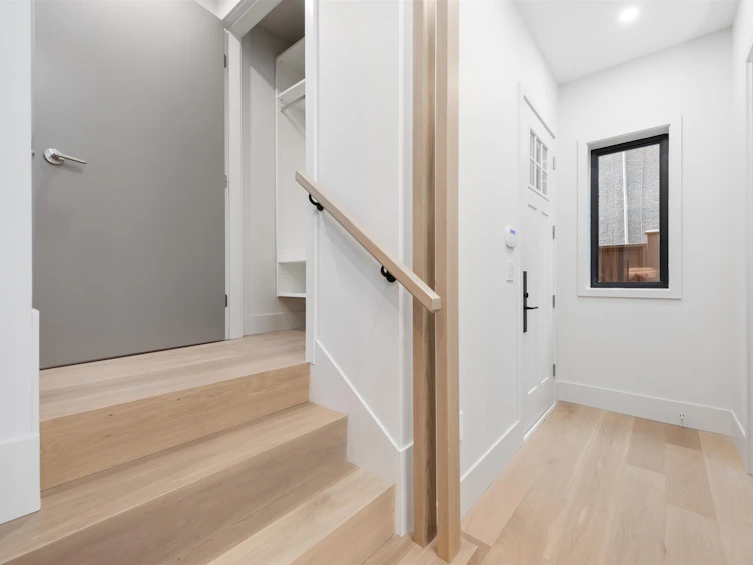 2-1969 E 8 Avenue, Vancouver, BC, V5N 1T9 - 23