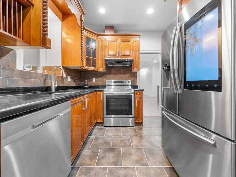 636 E 51st Avenue, Vancouver, BC, V5X 1C9 - 12