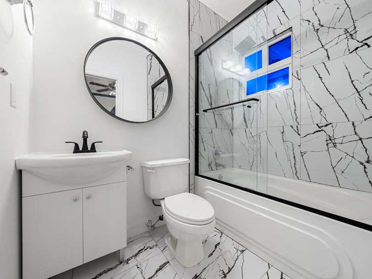 636 E 51st Avenue, Vancouver, BC, V5X 1C9 - 30