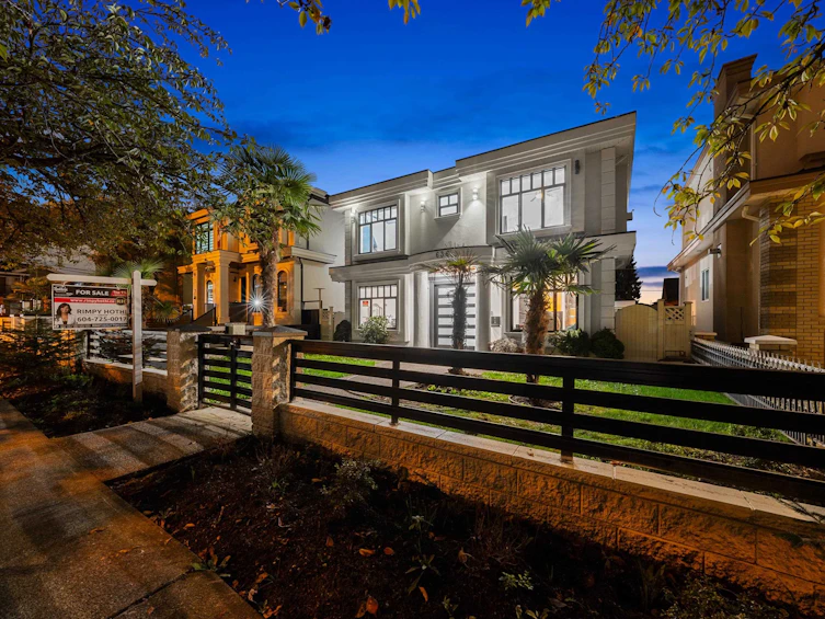 636 E 51st Avenue, Vancouver, BC, V5X 1C9 - 35