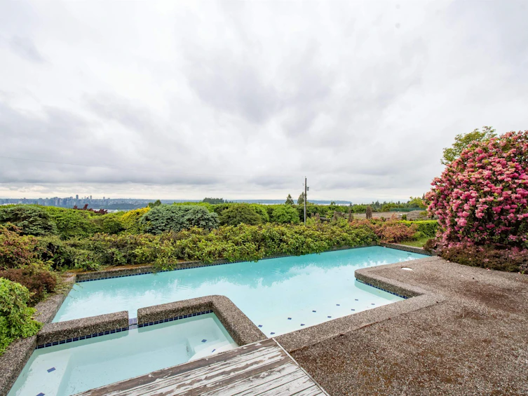 670 Fairmile Road, West Vancouver, BC, V7S 1R2 - 2