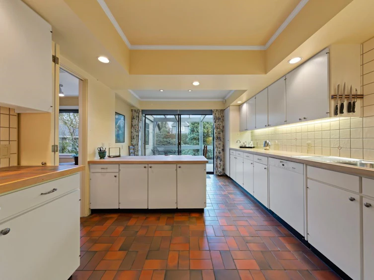 1750 W 36th Avenue, Vancouver, BC, V6M 1K2 - 15