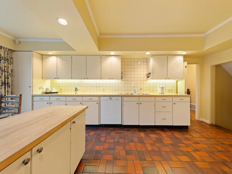 1750 W 36th Avenue, Vancouver, BC, V6M 1K2 - 16
