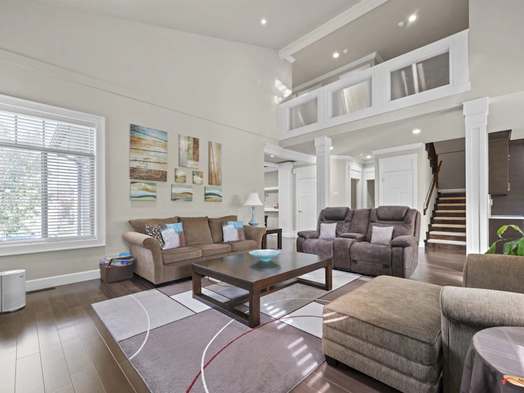 17328 0a Avenue, Surrey, BC, V3Z 9P3 - 2