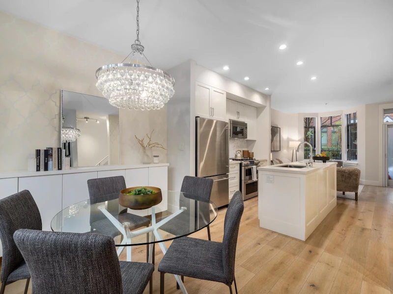 840 W 6th Avenue, Vancouver BC V5Z 1A6