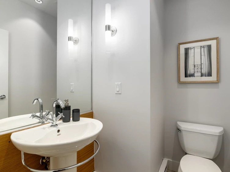 840 W 6th Avenue, Vancouver, BC, V5Z 1A6 - 28