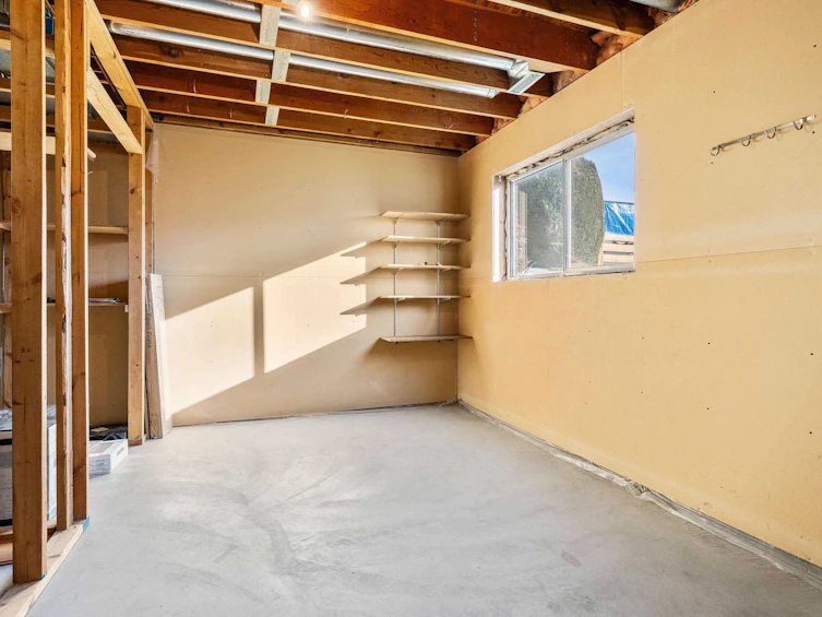 45400 Beech Nut Avenue, Chilliwack, BC, V2R 2W7 - 32