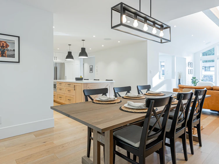 2561 Hyannis Point, North Vancouver, BC, V7H 1R9 - 6