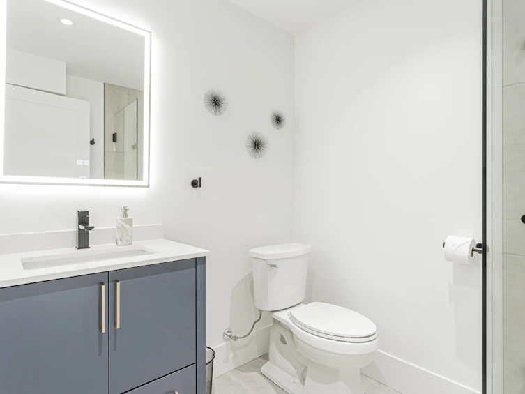 2561 Hyannis Point, North Vancouver, BC, V7H 1R9 - 24